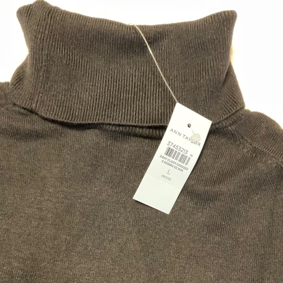 Black Ann Taylor Turtleneck Sweater - Picture 2 of 2
